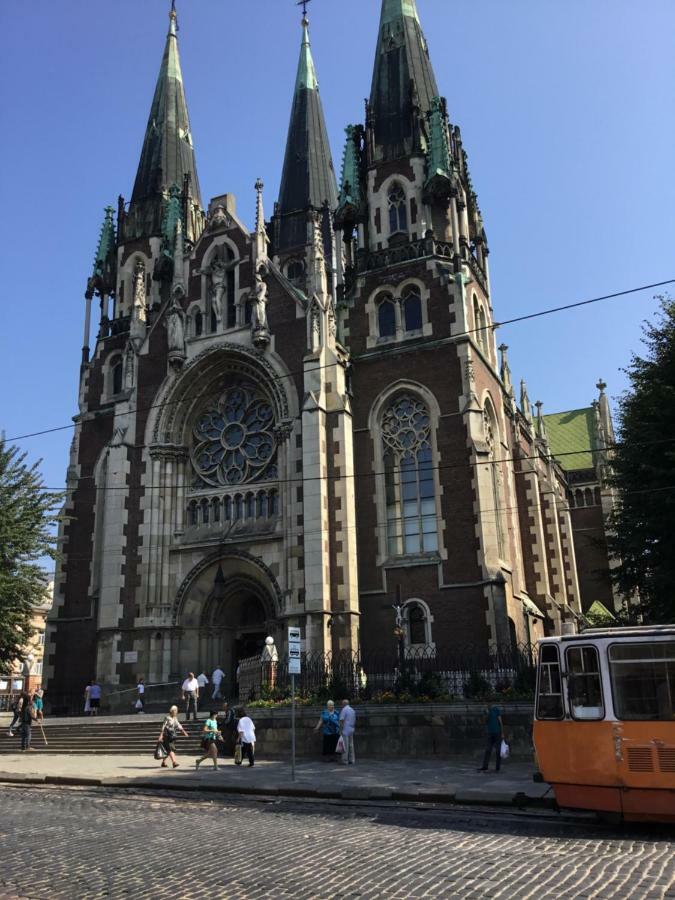 Apartment On Sheptytskyh 27 Lviv Bagian luar foto